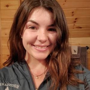 Meet your Posher, Jillian